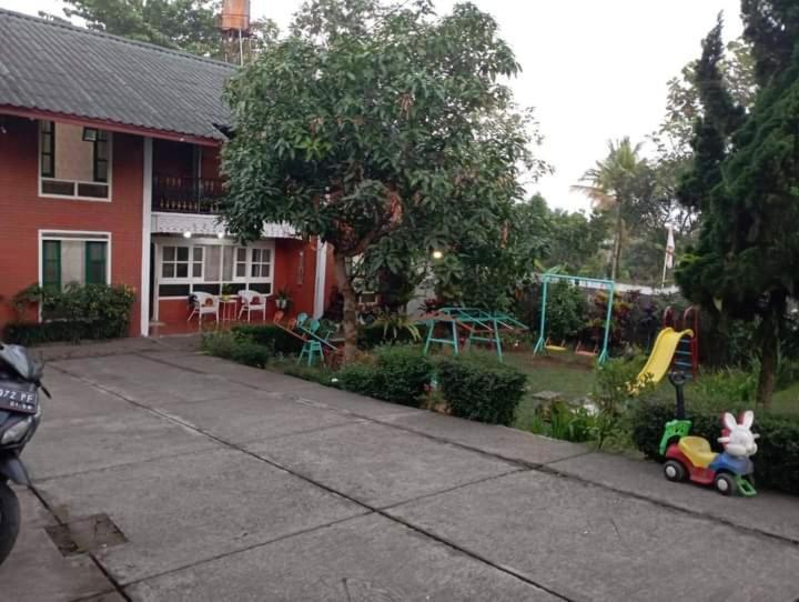 Villa Sentebale Bogor Exterior foto